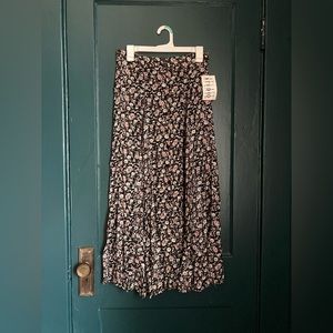 Vintage Medium 90s Button Up Ankle Skirt Floral Pattern w Original Tags